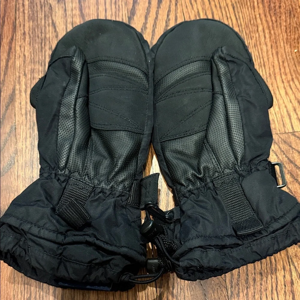 Swany Black Winter Mittens